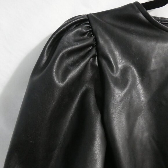 DIVIDED H&M | medium | Black Laced Detail Top | Puff Sleeve NWOT - Picture 2 of 16